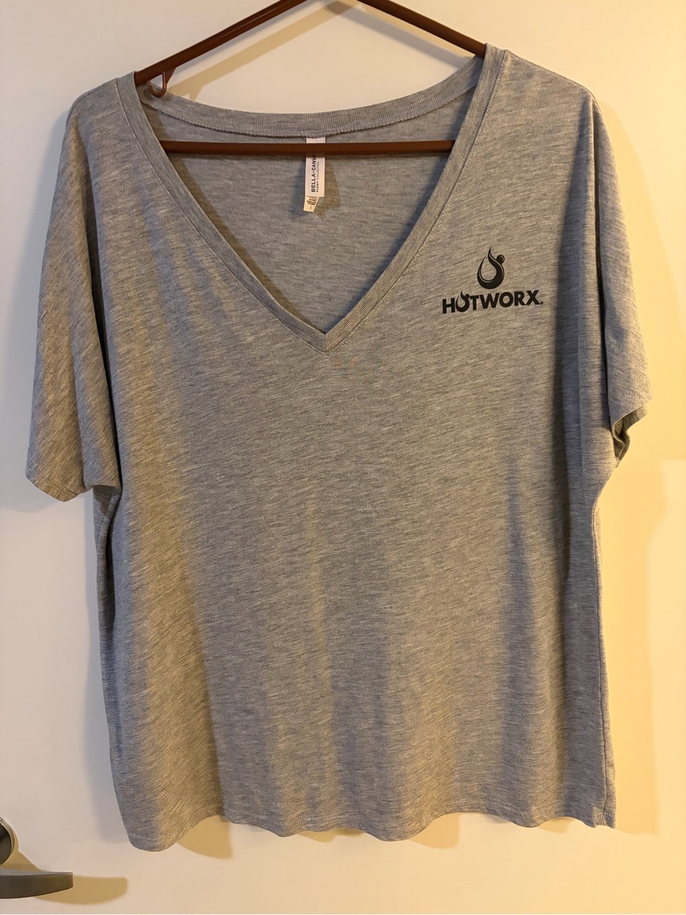 HOTWORX Women’s V-Neck Tee in Light Gray with Black Logo